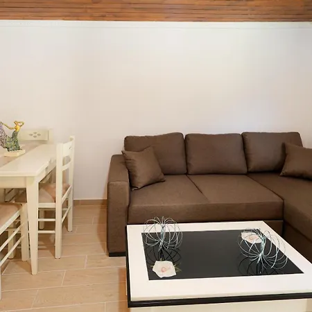 Dervishi Μπεράτ