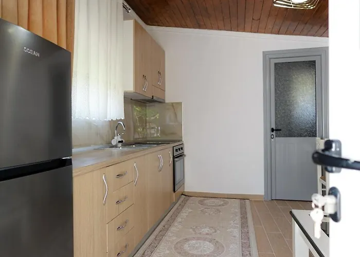 Pensjonat Dervishi *